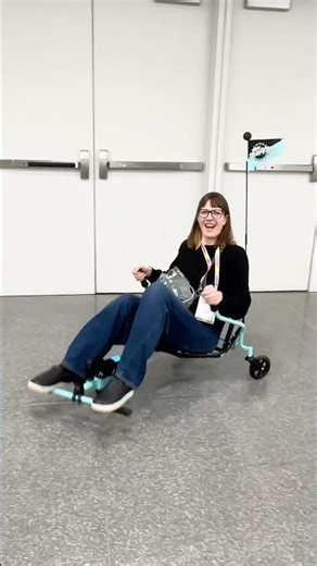 Razor Crazy Cart Shuffle MAX at Toy Fair New York