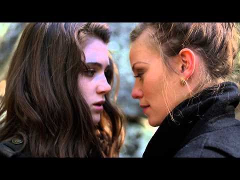 DON'T LOOK BACK - Movie Trailer