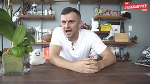 On this episode we talk about: -VaynerMedia's New Office -Assesing Business Risks -Growing Your Youtube Channel YouTube Growth Strategies, Business Risks & VaynerMedia's New Office | #AskGaryVee Episode 220 | Gary Vaynerchuk