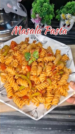 Masala Pasta | 15-minute Indian Pasta recipe 😋 | vegetables desi masala #pasta #shorts