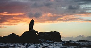 28 Fun and Cute DIY Mermaid Crafts for Kids - Cool Kids Crafts