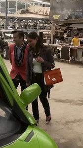 En el taller de Martín Vaca, no solo se crean autos sorprendentes, sino también historias memorables. Descubre cómo un cliente usó su vehículo para pedirle matrimonio a su pareja. #Mexicánicos Disfruta el contenido de Discovery en MAX. Suscríbete ahora: https://bit.ly/DiscoveryTurbo-MAX | Mexicánicos