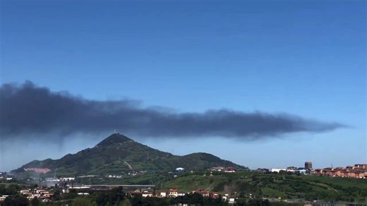 Power cut chaos causes emergency gas flaring at refinery