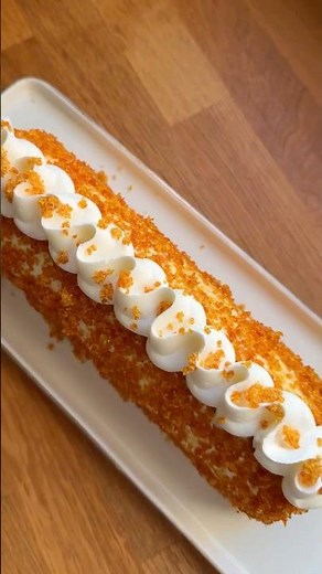 Bûche de Noël façon Crème Brûlée | Crémeux Caramel, Mousse et Praliné Vanille et Coque Croquante