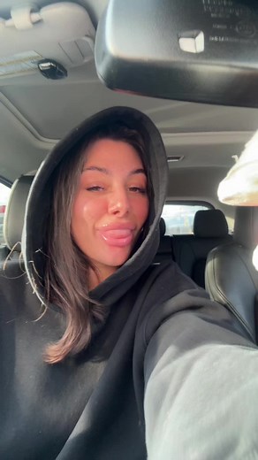 Understanding Relationship Red Flags in Lyrics