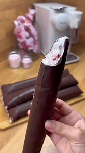 Homemade Chocolate Ice Cream Recipe