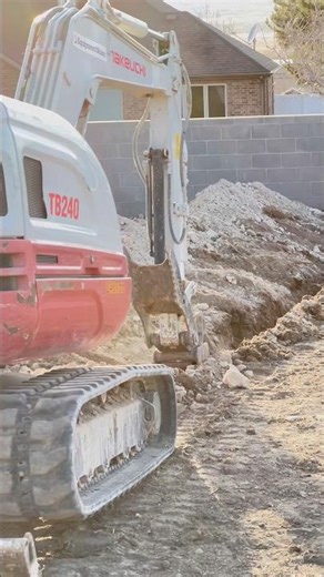 Installing water line like a boss 💧 That’s my man 🙌🏼🚜♥️#youtubeshorts #myman #proudwife