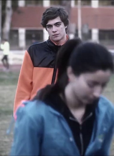 Slow Grind Dance Routine by Lorenzo Zurzolo