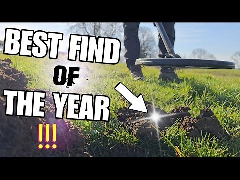 🤯 BEST Metal Detecting Find Of The Year 🤯 Medieval SILVER In The Hole !!!
