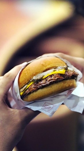 That First Bite Of Cheesy delicious burgers from Burger Lab🤤 | Burger Lab