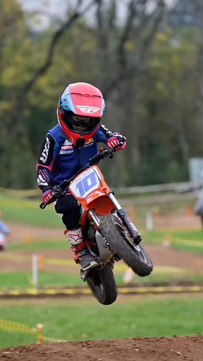 I always wondered if getting him into racing would be a good idea. His little face has answered all my questions. Let’s go make some more memories son 💙💪🏼 | Andy Smart