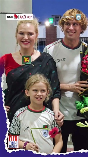 Moments from the team's arrival and a warm reception by the Jacob family