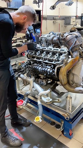 Christopher Manning | Dr. AMG | Part 2: Reconstruction. Mercedes-Benz C190 Solarbeam AMG GTS M178 V8 Biturbo reassembly after replacement of the timing chain guides. 🏎:... | Instagram