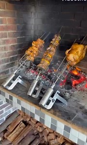 639K views · 5.5K reactions |  Meet SpitAlles™ – South Africa’s first rechargeable, rotating braai skewer! Forget standing at the fire turning skewers. With SpitAlles™, you just load it, press the button, and let it spin. Perfectly even cooking while you enjoy the braai with friends . ✅ USB-C rechargeable ✅ Stainless steel & fire-ready ✅ Hands-free rotation ✅ Comes with bag – perfect for gifts & camping  Your braai, upgraded. | SpitAlles | Facebook