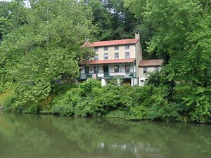 Walking Tour Of Lock 60: History, Wildlife, More