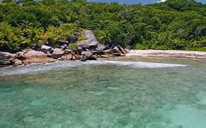 432HZ的声音是能让人体达到极度舒适的频率，放下手中的工作，一起冥想，放空，疗愈；清晨瑜伽_冥想：只要你肯努力，你想要的，岁月都会给你。