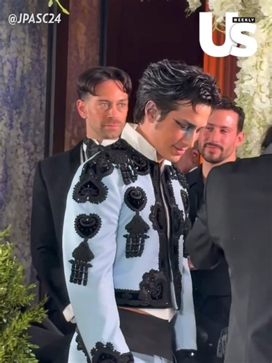 #HeatedRivalry's Hudson Williams rocked Black Swan-inspired makeup for the #MetGala. Who has been your favorite look of the night so far?