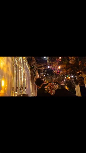 Les restaurants immersifs, j'en ai testé un , le jungle palace, pas trop mal. Jungle | Jean Christophe Perrier