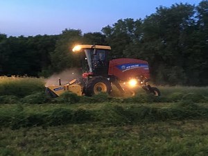 New Holland Speedrower 260