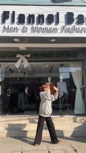 Mandalay Flannel Bar: Chic Couture Wholesale Shop