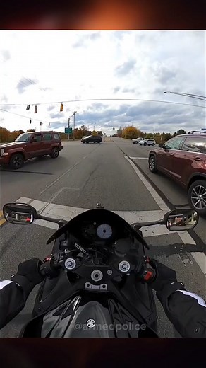 why was he yelling at him ? #police #policeofficer #army #respect #viral #cops #cop