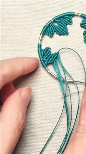 How to make simple leaf pattern #diy #crafts #handmade#tutorial#friendshipbracelet #shortsvideo