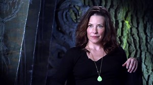 _A Pretty Bad Ass Elf_ The Hobbit 2 _ Evangeline Lily is Tauriel