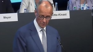 默茨给德国人的建议：去中国看看吧，那里的活力和勤奋令人难以置信_腾讯新闻