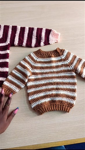 The Raglan Sweater Tutorial Is Available