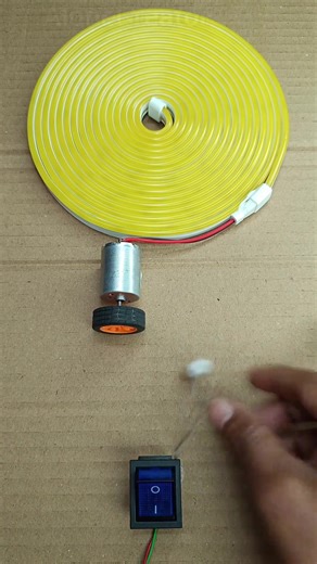 Em giống như cục motor anh không thể giữ nổi #dientu #electric #xu #arduino #AI