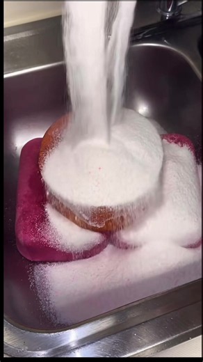 Anything Pink ASMR Week: Pink Squeeze, Powders & Pine Scents