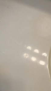 Chlorine hair? Never heard of her! Watch as Earthling mom, @shelbyelizabethforman keeps her daughter’s skin clean and soft after a day at the pool 🧼 Available now at TheEarthlingCo.com! | The Earthling Co.