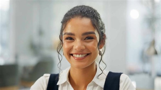 10 services that poor people spend on that the wealthy and middle class don't