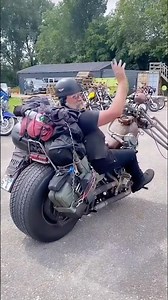 I think they call it “darkside” putting a car tire on the back of a bike. What’s your take? #harley