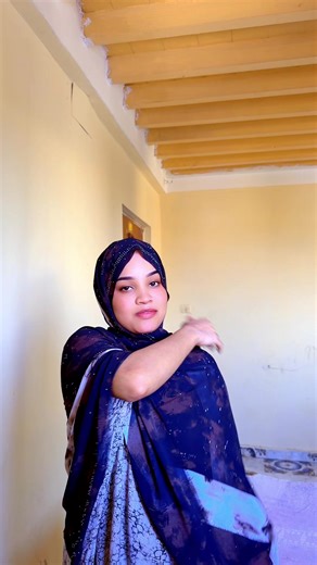 Mustaqiim Idhibkii Qof Ah: Hees Somali Wanaagsan