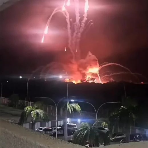 Attack on Titan reference . . . .. . .. . .. .#fyp #viral #foryoupage