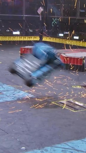 2M views · 36K reactions | Watch BattleBots Thursdays on @discovery and @discoveryplus. Come see us live in Las Vegas. | BattleBots | Facebook