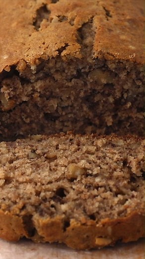 This is the BEST Banana Nut Bread Recipe: it’s easy and moist and full of pecans, but you could also use walnuts. It’s my mom’s banana bread and I even gave it a cinnamon glaze. With or without the glaze, this seriously is the best banana bread – it’s even better than Starbucks! https://www.crazyforcrust.com/cinnamon-pecan-banana-bread/ | CrazyforCrust