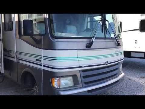 1997 Fleetwood Pace Arrow Class A Motor Home