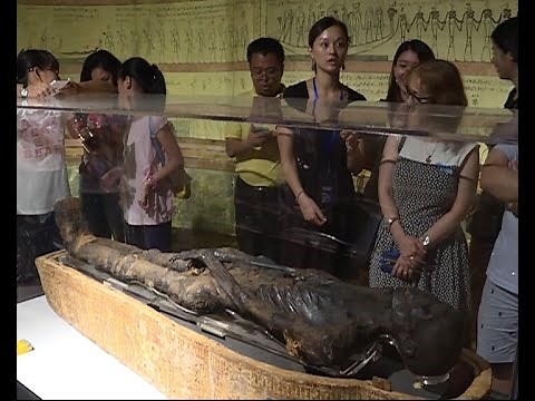 3,000-yr-old mummy of Ramesses II's son on display in E China