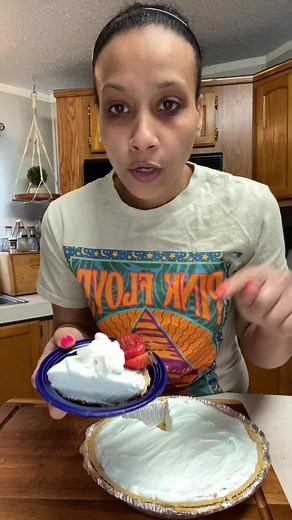 Kool-aid pie #koolaid #easydessert #southern