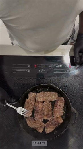Thin-Sliced Wagyu Steak cooked to perfection in just minutes! 🥩🔥 #fyp #cooking #wagyu #recipe
