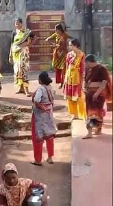 Indian women water fight || Street fight