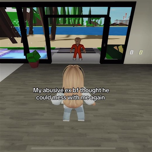I got him arrested again i’ll have to move away with my baby for safety😢❤️. #brookhaven #brookhavenroblox #runningaway #abusivebf #cops