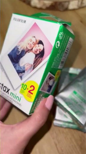 Review Of Fujifilm Instax Mini Refills | Fujifilm