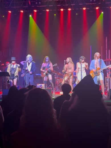 Ella Wren Running-rabbit on Reels