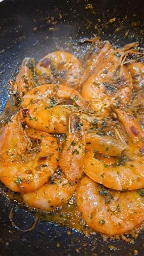 Buttery honey garlic shrimp for my lunch and dinner 😋🥰🦐 bon appetit 😋❤️