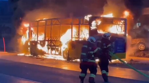 Swiss bus fire: Six dead and five injured