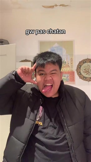 Exploring Funny and Relatable Chat Scenarios