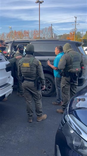 Well Hung Installations on Instagram: "For everyone asking for proof of Willy having the first group of agents confirm his status. Here is the video. It’s towards the end of the video. Did he mess with them? Yes, but they were professional and didn’t treat him like the other group. I’m pretty sure he was just nervous."